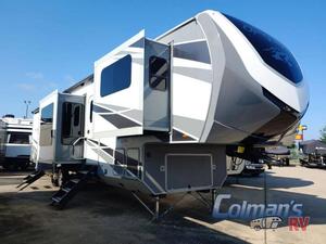 2016 Open Range 3X Fifth Wheel