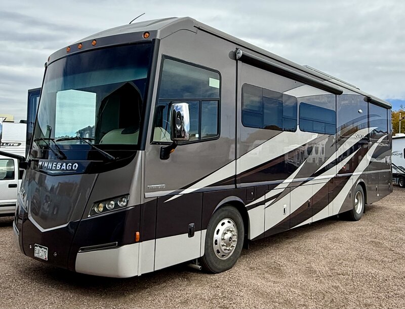 2016 Winnebago Journey 36M