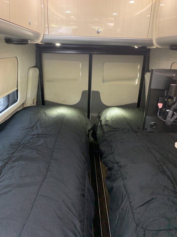 2016 Airstream Grand Tour EXT Twin, Conversion Van RV For Sale By Owner