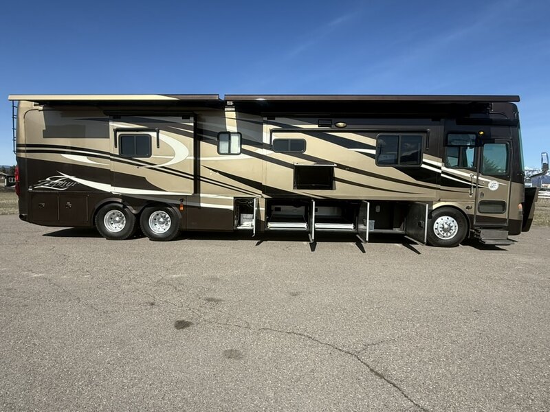 2010 Tiffin Zephyr 45