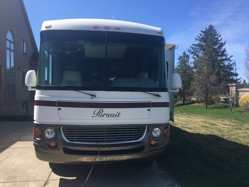 2005 Boy Pursuit 3500DS, Class A Gas RV For Sale By Owner in