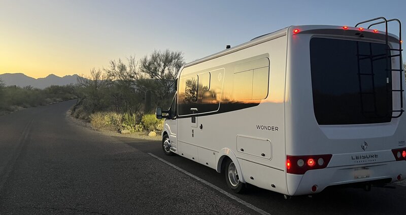 2025 Leisure Travel Vans Wonder W24RL