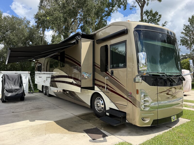 2016 Thor Motor Coach Tuscany 45AT
