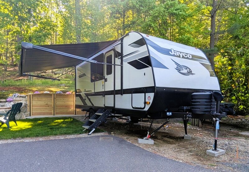 2025 Jayco Jay Feather 18MBH
