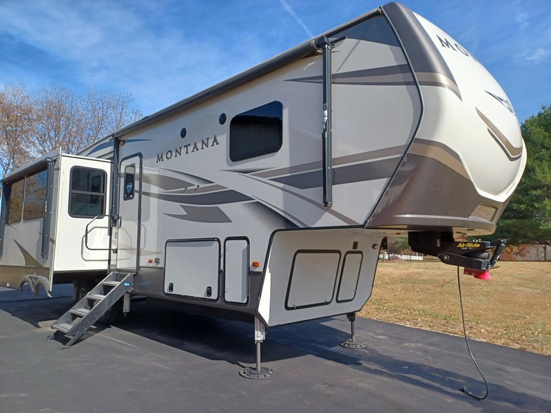 2020 Keystone Montana 3121RL, 5th Wheels RV For Sale By Owner in ...