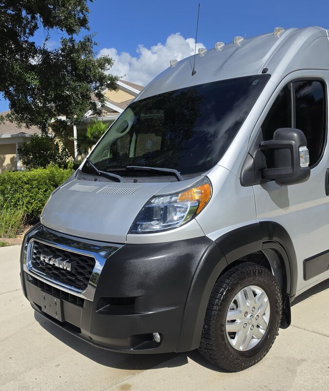 2021 Winnebago Solis 59PX