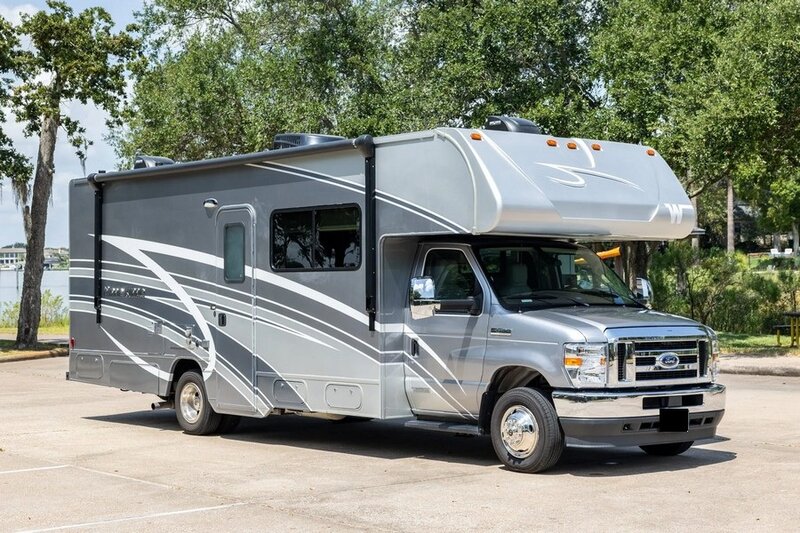 2022 Winnebago Minnie Winnie 26T