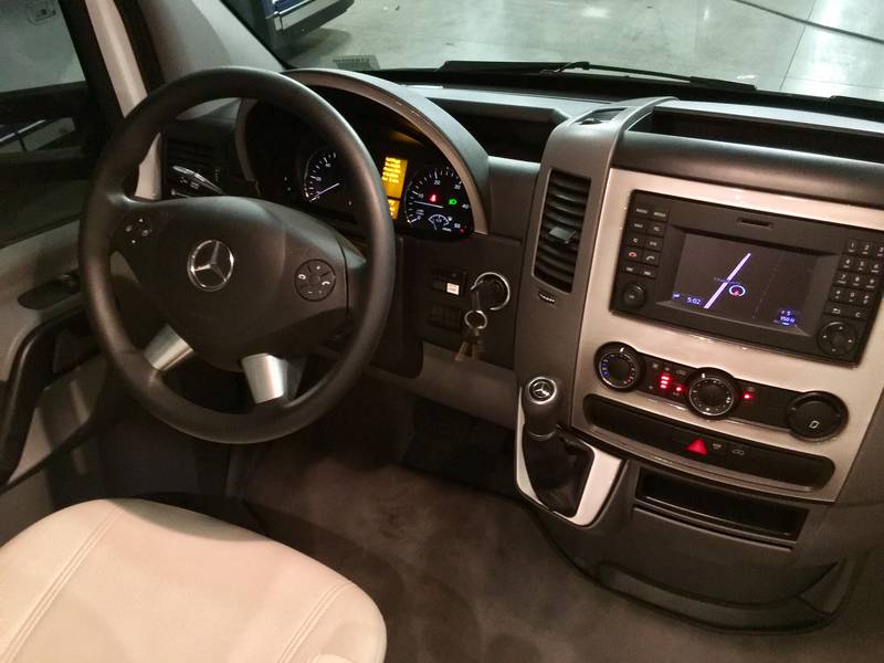 2015 Leisure Travel Vans 24MB, Class B RV For Sale in Gilbert, Arizona