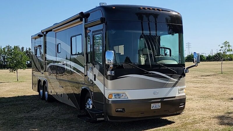 2006 Country Coach Allure 430 Hood River