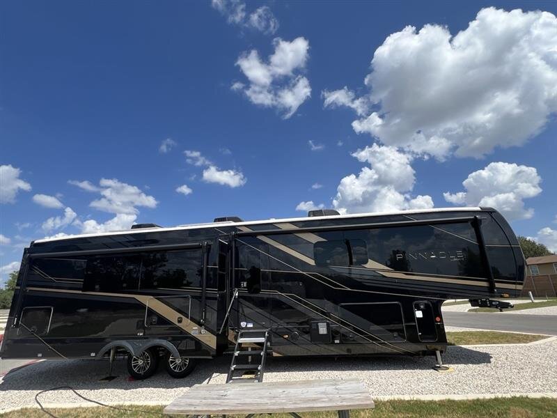 2025 Jayco Pinnacle 38FBRK