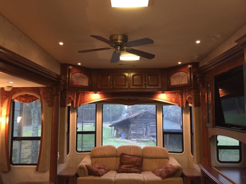 2007 Teton Homes Royal, 5th Wheels RV For Sale By Owner in Donaldson, Arkansas 384294