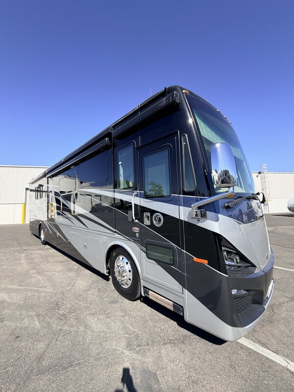 2020 Tiffin Phaeton 40IH