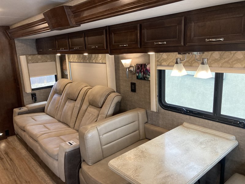 Used 2021 Renegade Verona 40Vrb for Sale by Owner in Monument, Colorado