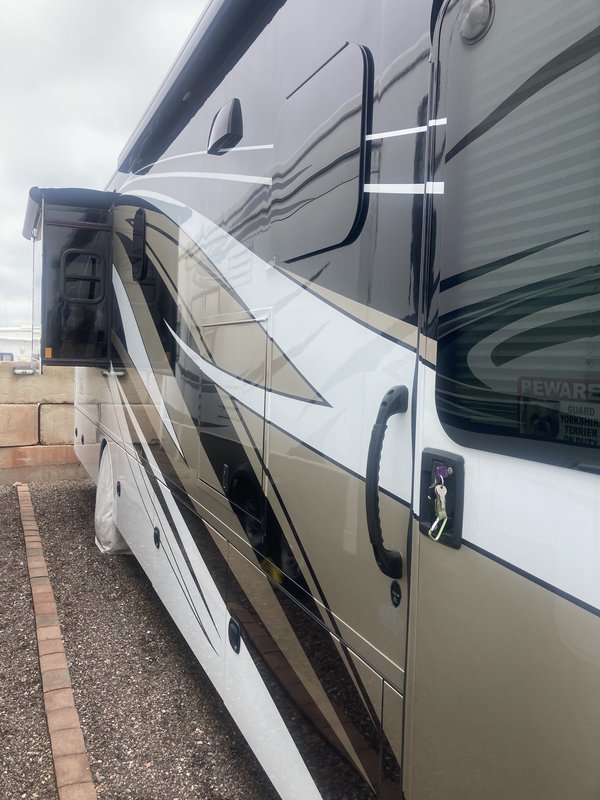 Used 2021 Renegade Verona 40Vrb for Sale by Owner in Monument, Colorado