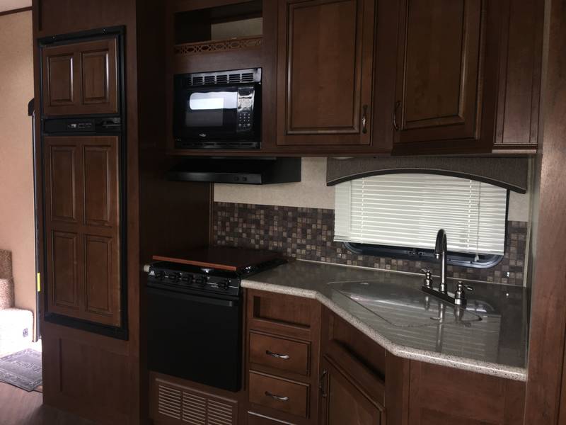 2015 Heartland Sundance SD 3400QB, 5th Wheels RV For Sale By Owner in Florence , South Carolina