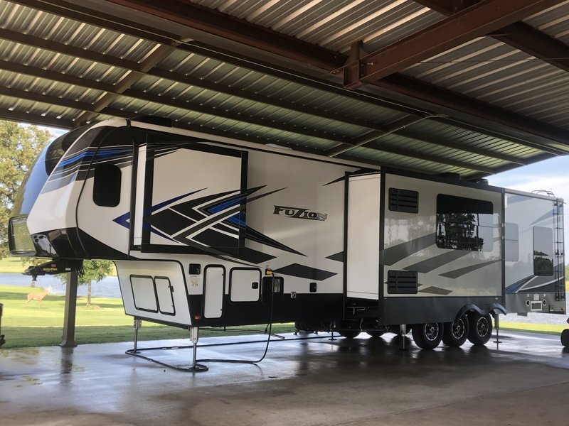 2020 Keystone Fuzion 427, Toy Haulers 5th Wheels RV For Sale By Owner