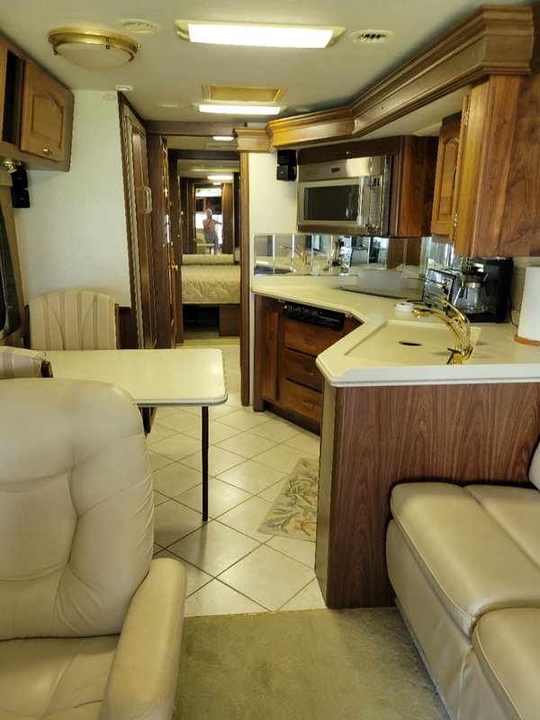 2002 National RV Tradewinds LTC 7374 LTC, Class A Diesel RV For Sale