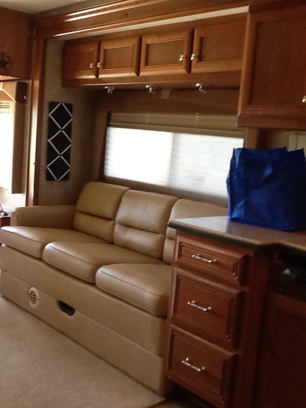 2006 Country Coach Inspire 360 Genoa, Class A Diesel RV For Sale By