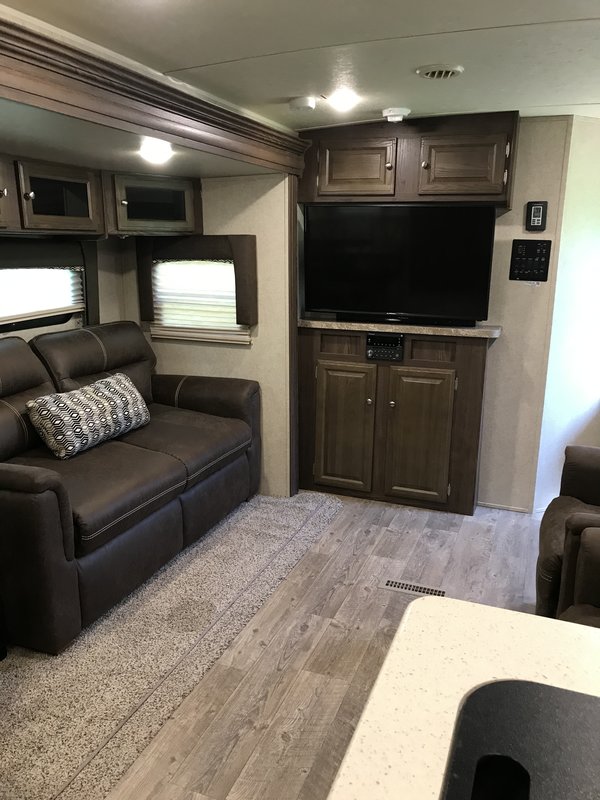 2018 Forest River Rockwood Ultra Lite 2902WS, Travel Trailers RV For