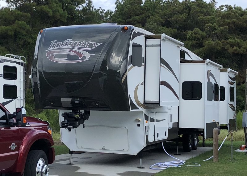 2013 Dutchmen Infinity 3870fk, 5th Wheels RV For Sale By Owner in