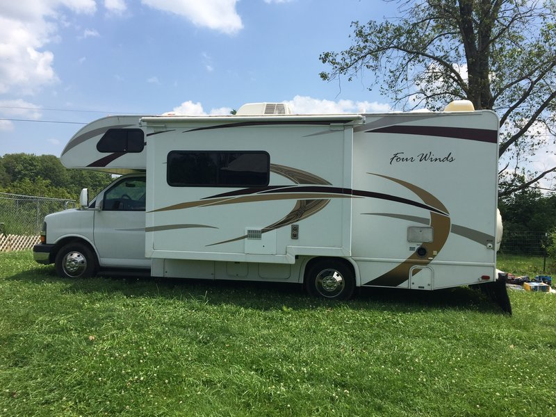 2013 Thor Motor Coach Four Winds 24C, Class C RV For Sale By Owner in ...