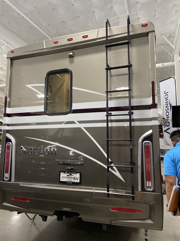 2022 Winnebago Navion 24D, Class C RV For Sale By Owner in