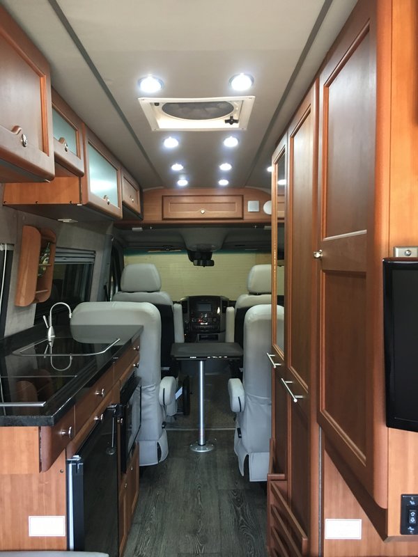 2014 Roadtrek Etrek 3500, Class B RV For Sale By Owner in Greenville, South Carolina