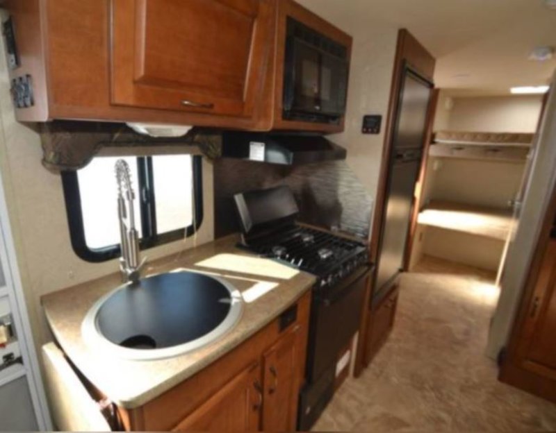 2014 Lance 2185, Travel Trailers RV For Sale By Owner in St.