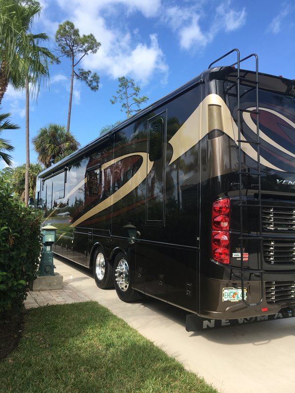 2017 Newmar Ventana 4369, Class A Diesel RV For Sale By Owner in