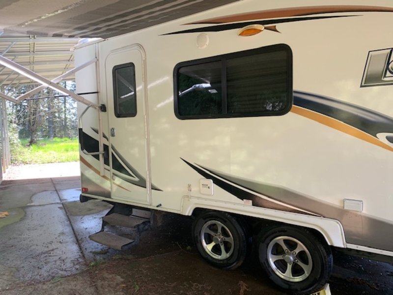 2015 Lance 2285, Travel Trailers RV For Sale By Owner in Mcminnville