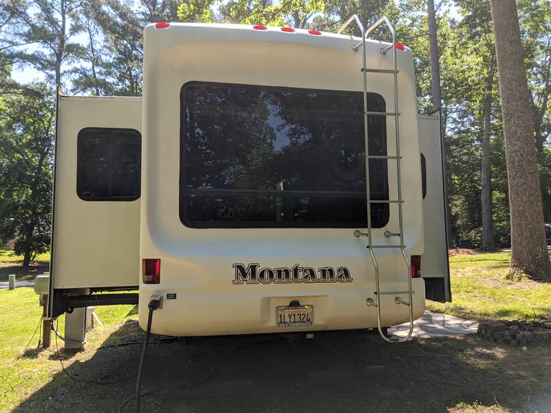 2009 Keystone Montana 3400RL Arctic Package Limited edition, 5th Wheels