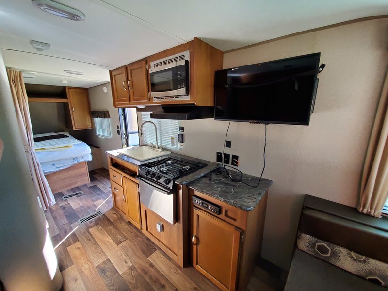2017 Keystone Springdale Summerland 2020QB, Travel Trailers RV For Sale