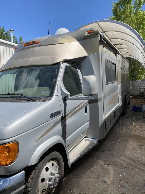 2008 Itasca Cambria 29H, Class B+ RV For Sale By Owner in Brighton