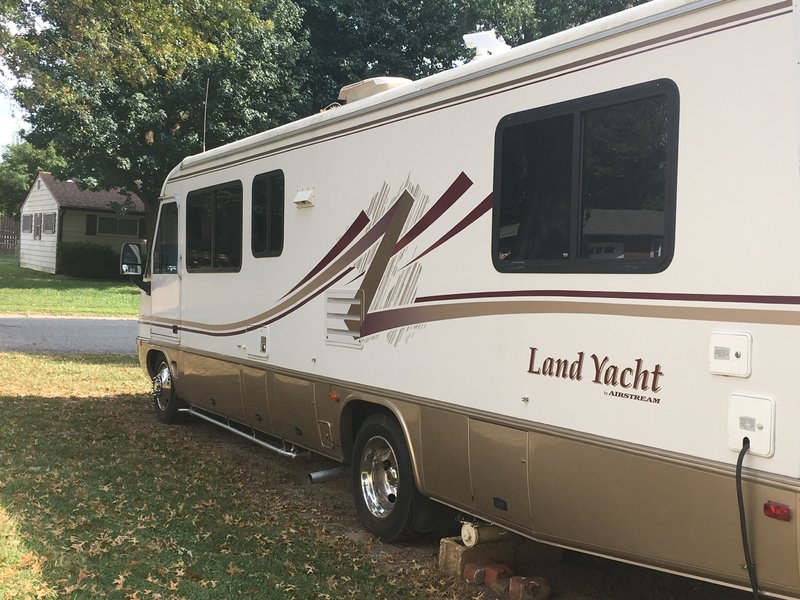 2001 airstream land yacht for sale