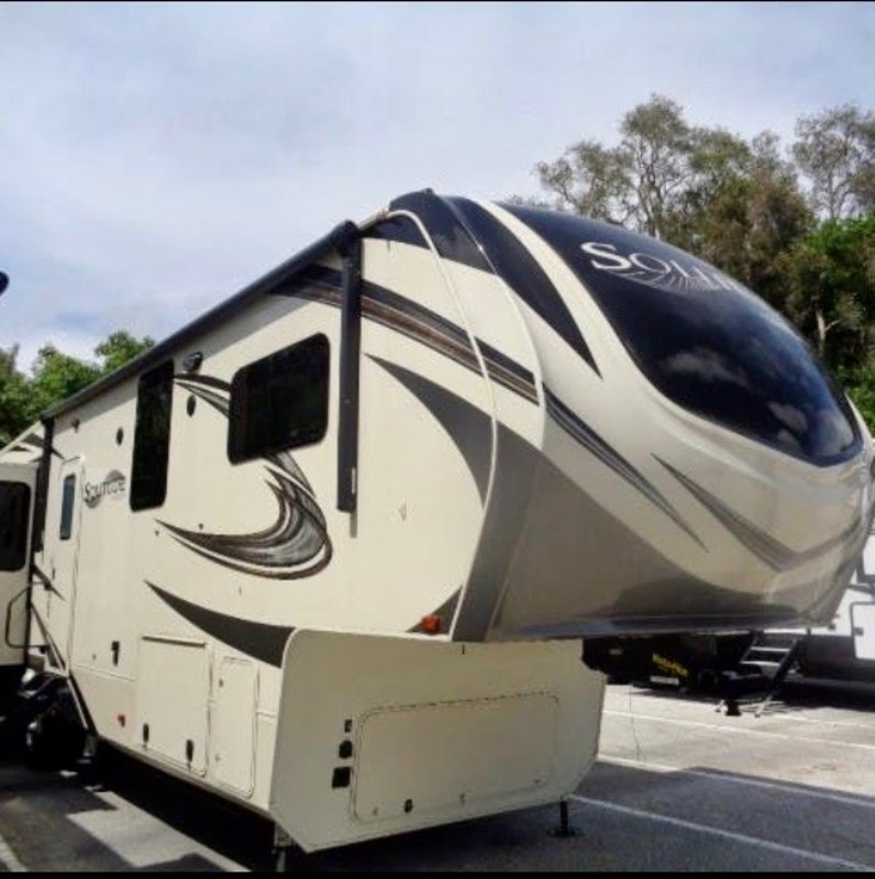 2017 Grand Design Solitude 377 mbs, 5th Wheels RV For Sale By Owner in