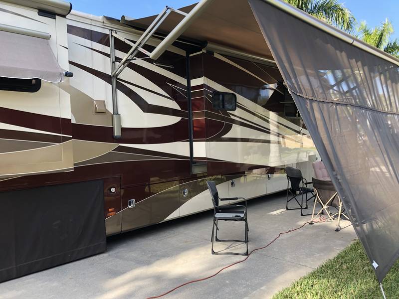 2009 Holiday Rambler Scepter 42PDQ, Class A Diesel RV For Sale By