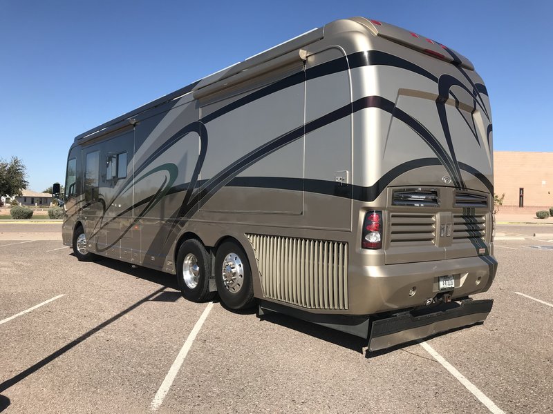 2005 Country Coach Magna 630 MHA, Class A Diesel RV For Sale By Owner
