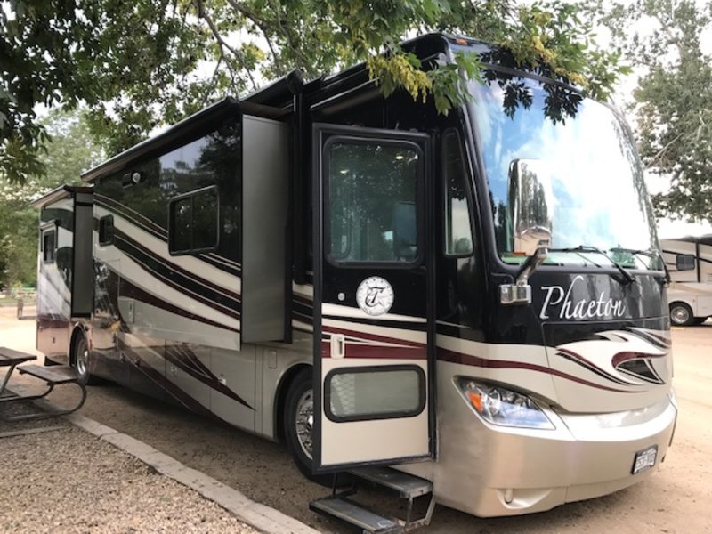 2013 Tiffin Allegro Phaeton 40QBH, Class A Diesel RV For Sale By Owner in Aurora, Colorado
