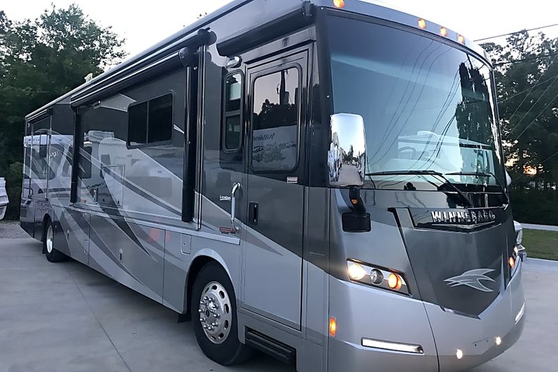 2014 winnebago journey 40u