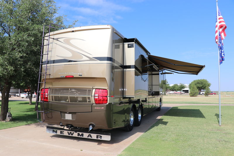 2008 Newmar Mountain Aire 4523, Class A Diesel RV For Sale in Lubbock