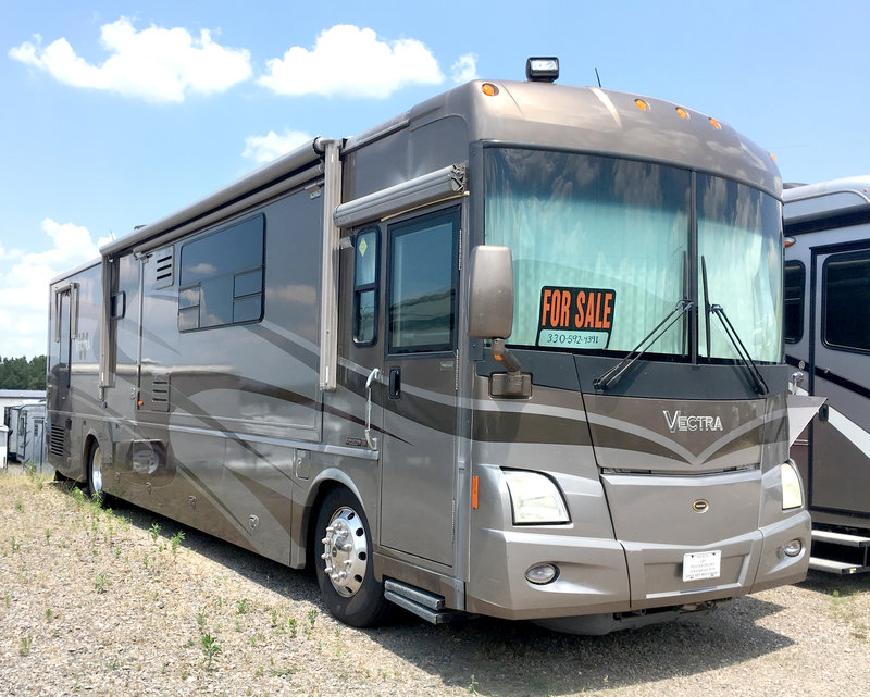 2004 Winnebago Vectra 40AD, Class A Diesel RV For Sale By Owner in