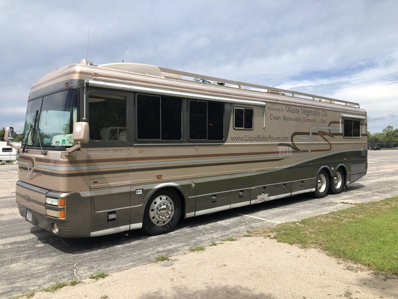 1997 Bluebird Wanderlodge 40\\\' BMC, Class A Diesel RV For Sale By