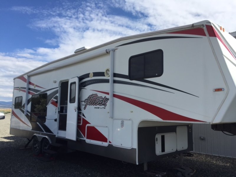 2013 Eclipse Attitude Wide Lite 28AKLG, Toy Haulers 5th Wheels RV For