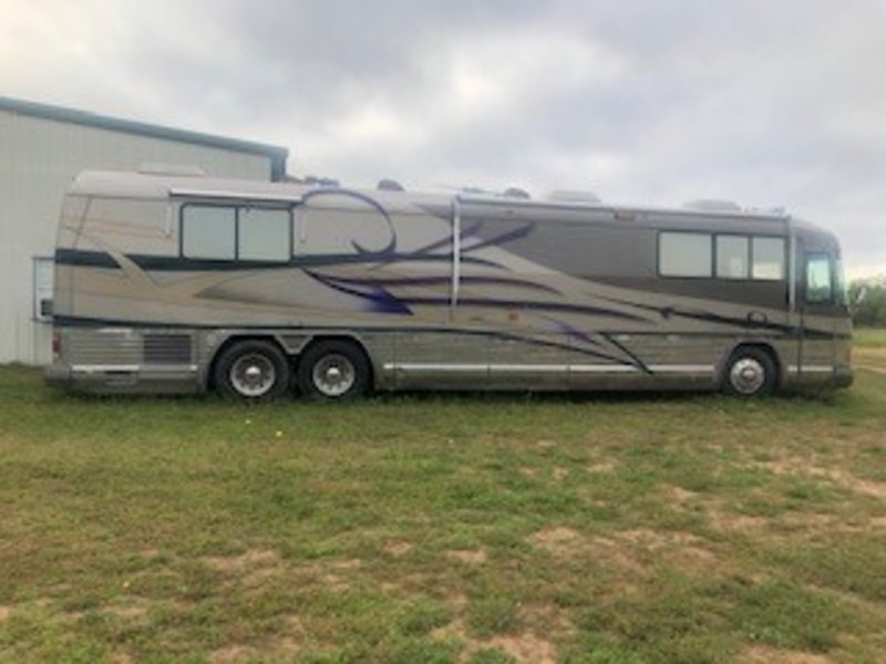 1997 Country Coach Prevost Concept, Class A Diesel RV For Sale By