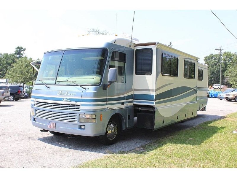 1999 Fleetwood Pace Arrow Vision 36BHXS, Class A Gas RV For Sale By