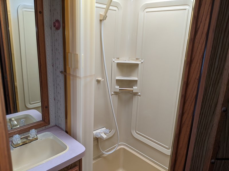 1989 Fleetwood Pace Arrow 34L, Class A - Gas RV For Sale By Owner in