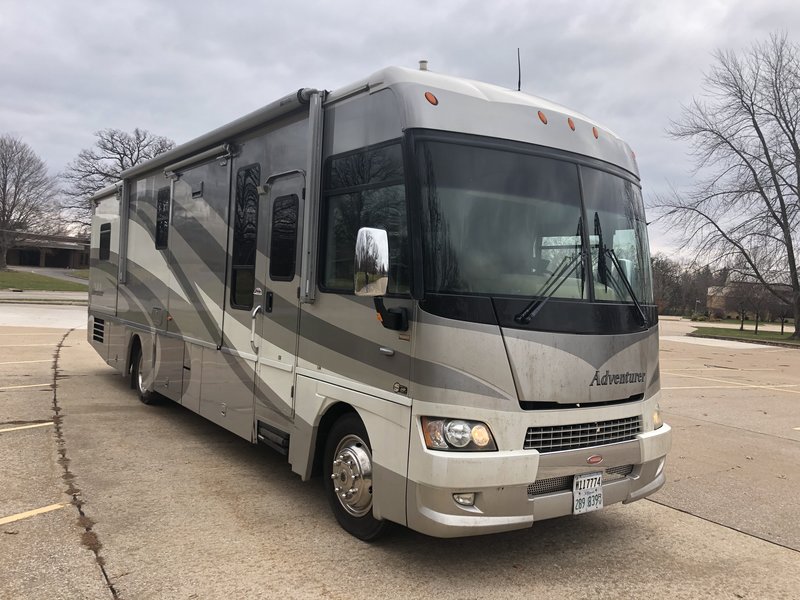 2007 Winnebago Adventurer 35A, Class A Gas RV For Sale By Owner in