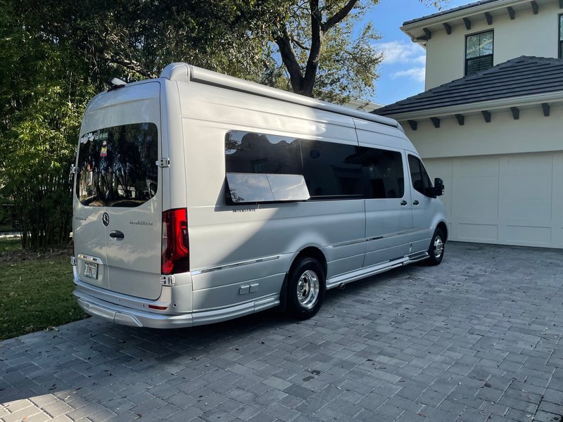 2020 Airstream Interstate LOUNGE 24 EXT, Class B RV For Sale By Owner