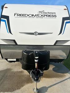 2023 Coachmen Freedom Express Select 22SE