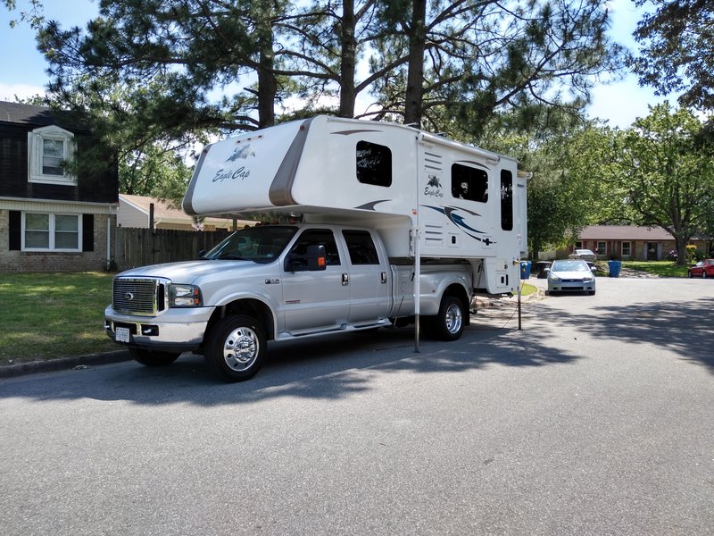 2016 ALP Eagle Cap 1160, Truck Campers RV For Sale By Owner in Virginia
